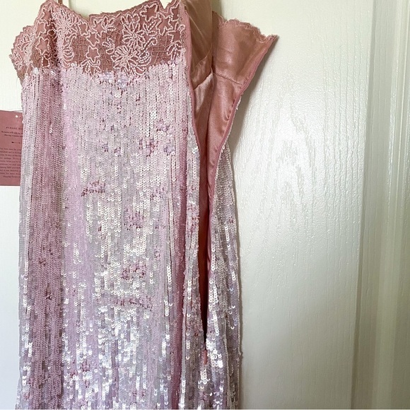 BHLDN Dress Audrey Adele Sequin Mini Shift Beaded Bridal Pink M NWT - Picture 11 of 12